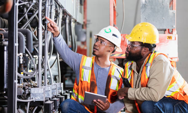 Best Industrial Electrical Services  in Bettendorf, IA