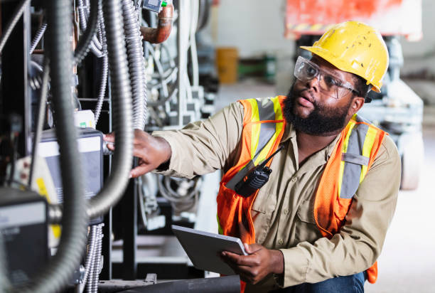 Best Licensed Electrician  in Bettendorf, IA